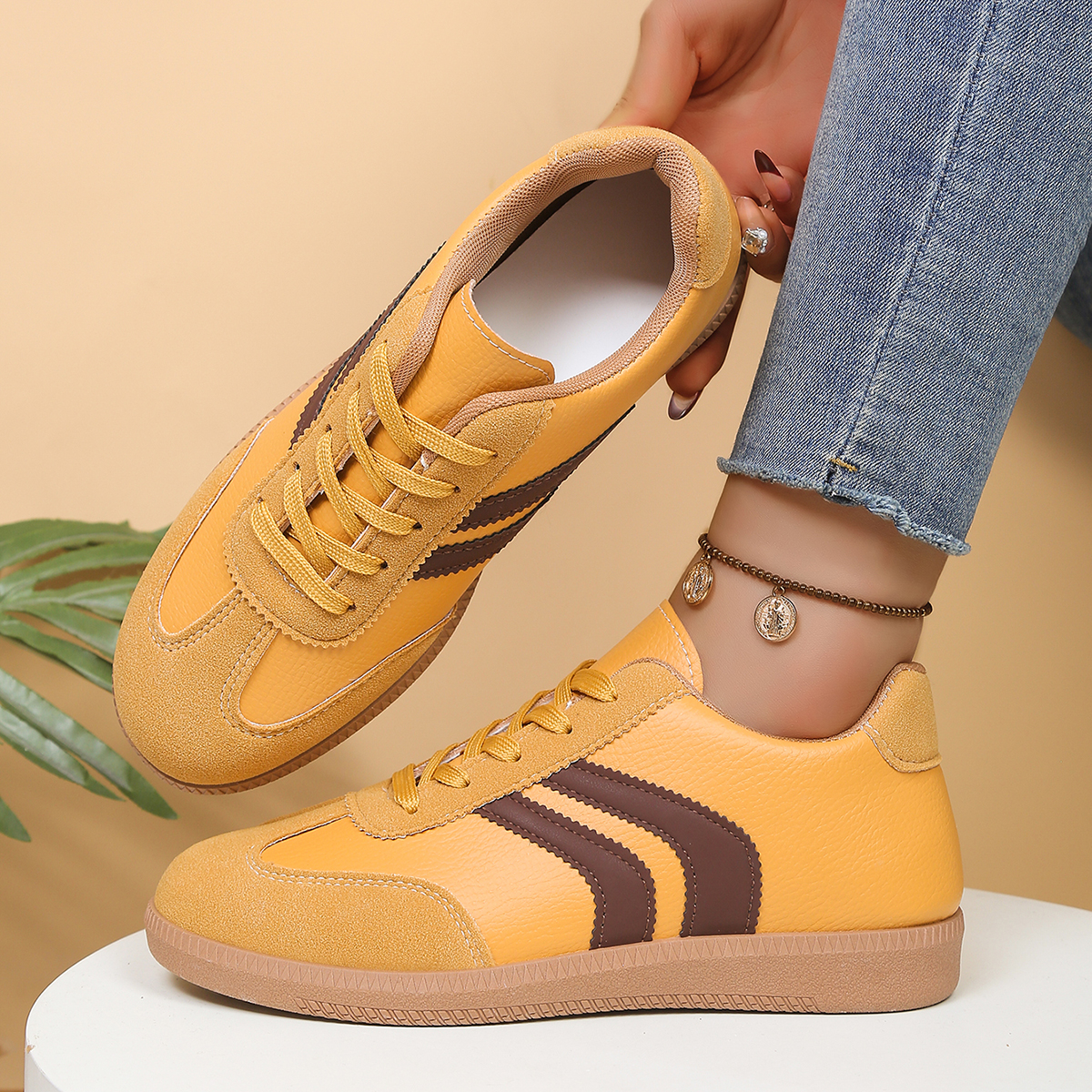 Fashionable Yellow Women's Cas - огляд і ціна Outdoor Sports Shoes